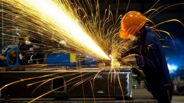 Los números siguen en rojo: 18 meses de caída en el sector metalúrgico