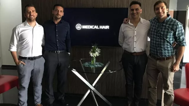 Izquierda a derecha Dr. Damián Spagnuolo Gerente medico de Medical Hair, Dr. Román Patat, Médico de Medical Hair Cordoba, Dr, Gustavo juarez, Director Médico Medical Hair Córdoba,  Gabriel Spagnuolo, director de control de gestión Medical Hair.
