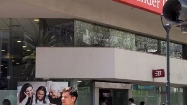 Tras 54 años de ser banco, ¿qué puede ir a 25 de Mayo y Rivadavia? (Hm… ¿Starbucks? ¿Mostaza? ¿Vacío?)