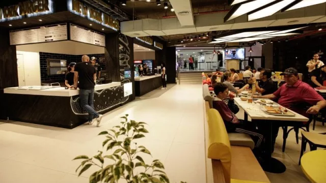 El espacio gastronómico N&S Food Hall abrió sus puertas a los pies de Dr. Ramón