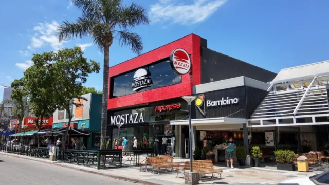 Mostaza abrió un localazo en Carlos Paz con 11 puntos de atención (la capacidad más grande de la empresa)