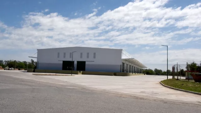 Mestre inauguró una nueva nave que potencia al Mercado de Abasto