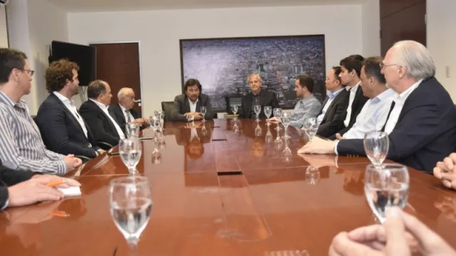 Sáenz se reunió con ejecutivos de empresas mineras con inversiones en Salta