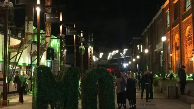 Mercado Alberdi cumplió un año y festejó: anunció que suma un teatro para 300 personas