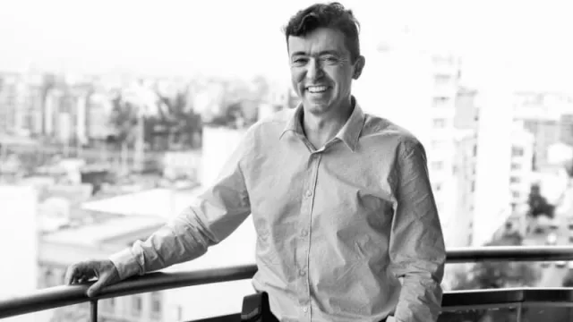 Carlos González, socio de Consultores de Empresas (Fotografía: Virginia Huespe)