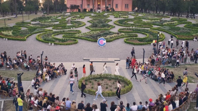 HelloBrand, la agencia atrás de Moda en la Calle