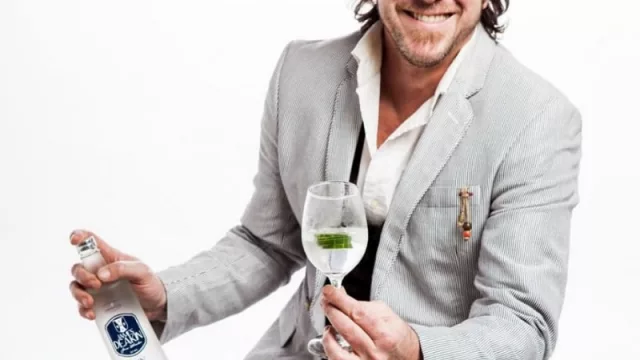 James Deakin, el gin “made in Argentina” se prepara para el verano (lanza Gin Tonic en lata)
