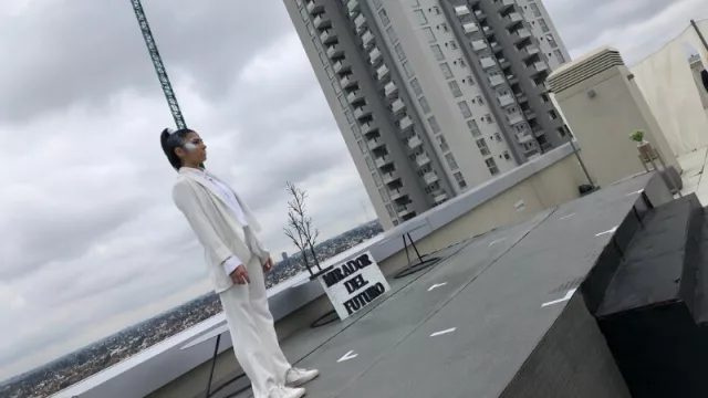 La presentación de ayer invitaba a subir a un mirador donde -con tecnología de realidad mixta- se podía ver el futuro del desarrollo.