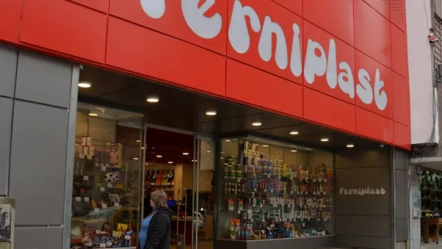Los Reyes del polirubro: Ferniplast estrenó 900 m2 con 11.000 ítems (y piensa en el local de zona sur)