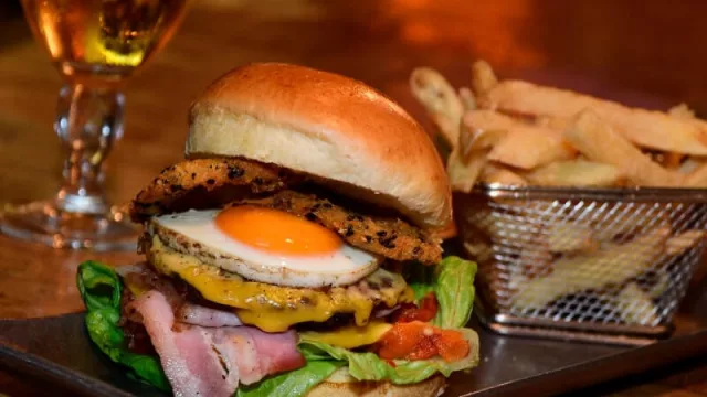 Bruce Grill Station con imperdibles 2x1 durante la semana