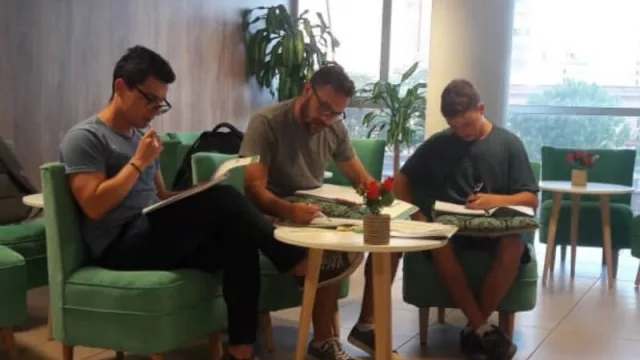 Santrace, el método para aprender inglés nivel Toefl en 16 meses (o menos)