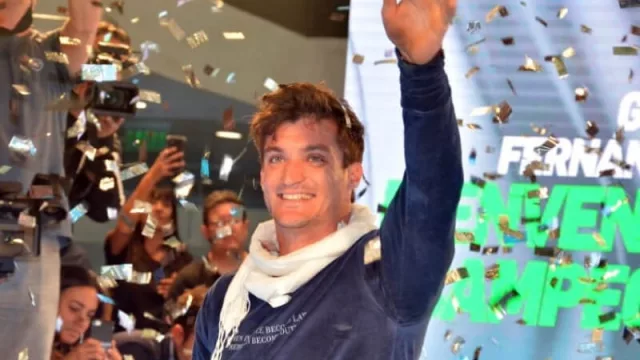 ¡Bienvenido a casa campeón!: Bancor reconoció al tenista argentino Gustavo "Lobito" Fernández (vencedor de Wimbledon)