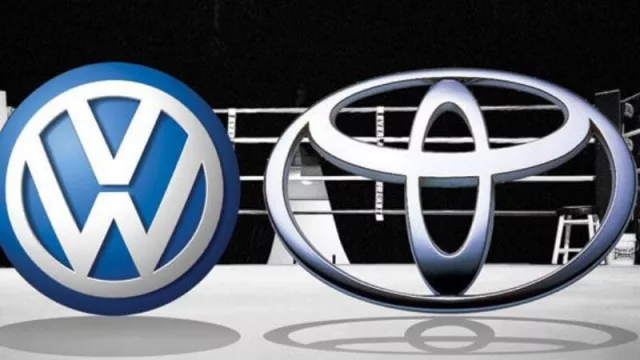 Juli0Km anduvo "ahí": +37% sobre junio, pero -26% sobre 2018 (ojo: si Toyota sigue así, podría ganarle el año a VW)