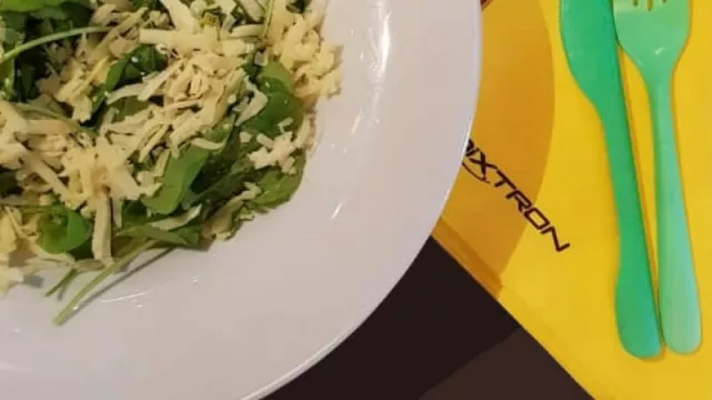 Dixtron lo hizo: produce cubiertos y vasos 100% biodegradables en Córdoba