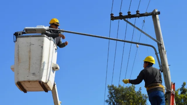 Luminarias LED: Argentina ya exporta a Brasil y Uruguay (en Jujuy, muy demandadas)