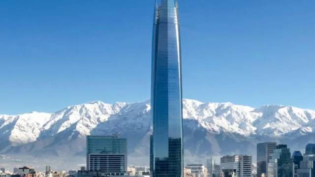 De tan peludos a tan pelados: solo Latam hace la ruta COR-SCL (antes JetSmart, AR y Sky)