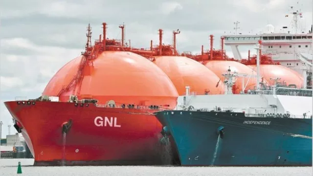 YPF cerró un acuerdo de exportación de GNL