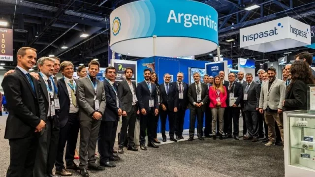 La industria satelital y aeroespacial argentina destacó su liderazgo en el mayor evento del sector
