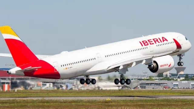 Así se hace Iberia: reduce 70 toneladas de plástico / año en sus vuelos (mirá cómo)