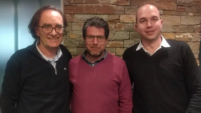 Osvaldo Giordano, ministro de Finanzas, Franco Boneu, secretario de Innovación y Modernizaciób del Ministerio, y Mariano Gruppo, jefe de Departamento de Sistemas en Caja de Jubilaciones, Pensiones y Retiros de Córdoba.