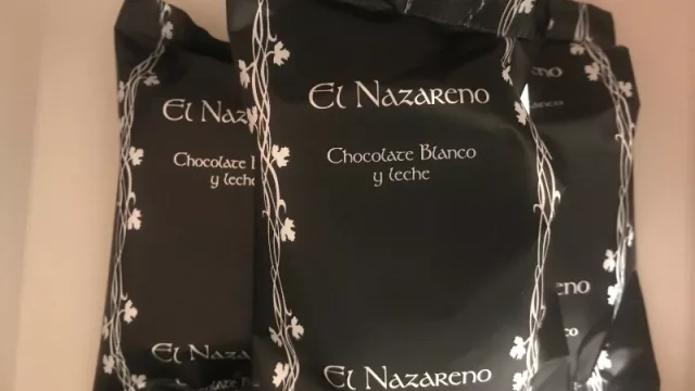 Sobre alfajores, hay mucho escrito… y sobre El Nazareno, también