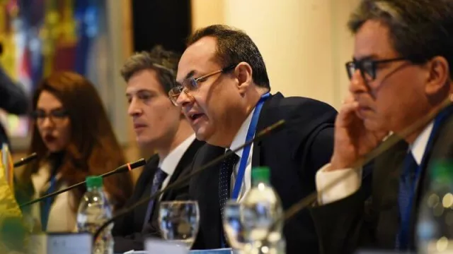 El CAF aprobó un crédito por US$ 300 millones para la infraestructura de 5 provincias 