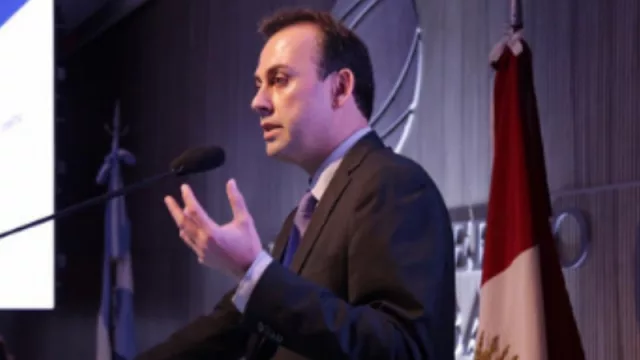 Lucas Navarro, titular del Instituto de Investigaciones Económicas de la Bolsa de Comercio de Córdoba.