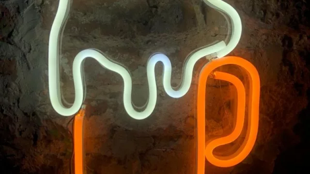 Ahora sí podés tener tu luz de neón (pero LED) personalizada y sumarte a la moda sustentable y eco-friendly