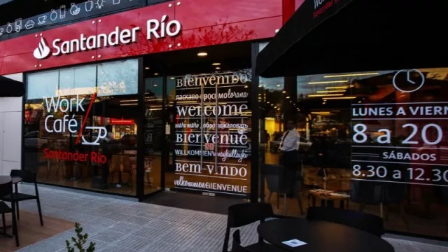 Cafetería + banca digital = Work Café, lo nuevo de Santander Río en Córdoba (colaboración barista de Panicafé)