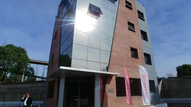 Junior Achievement inauguró el segundo Club del Emprendedor de Córdoba (330 m2 para emprender)