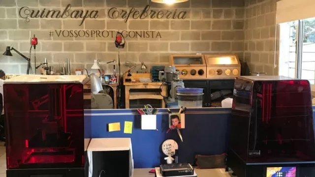 Conocé a Quimbaya, la primer orfebrería 3D del país (produce 250 piezas mensuales)