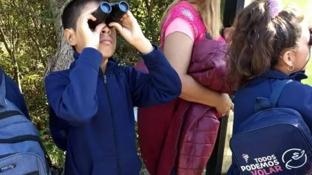 Latam invita a escuelas públicas de Córdoba al programa "Todos podemos Volar" (cierra el 31 de mayo)