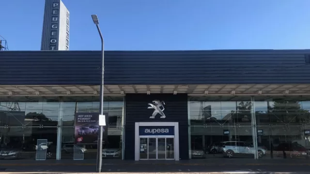 El local que ocupa Aupesa en Castro Barros 1155, ex Marimón, futuro ¿Parra o Quijada?