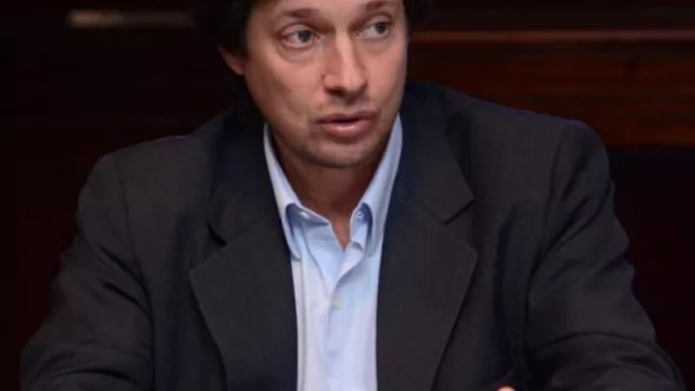 Cable e internet destronaron a telefonía móvil en el podio de reclamos (planes de ahorro en tercer lugar)