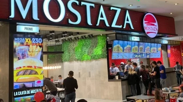 Mostaza desplaza a Burger King de Patio Olmos y le pisa los talones en el mercado (hacia los 10 locales en Córdoba para 2023)