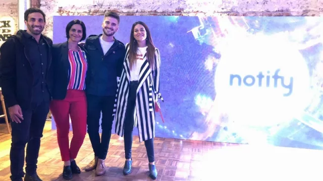 Caio Lamberti, Sandra Franco, Juani Fernández Juvé y Mili Felizzia, parte del equipo de Notify