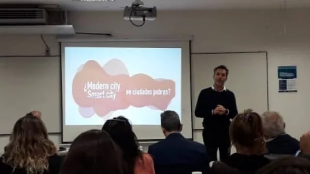 Smart Cities: un producto de algoritmos e inteligencia natural (Córdoba, ¿puede ser una ciudad inteligente?)