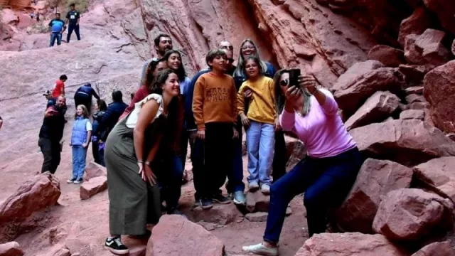 A pesar de la crisis, se espera una temporada turística exitosa (el sector, enfrentado con la ministra Batakis) 