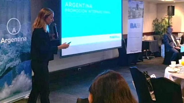 Argentina presentó su oferta turística en Chile