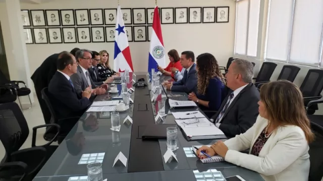 Paraguay y Panamá se complementarían como plataformas comerciales
