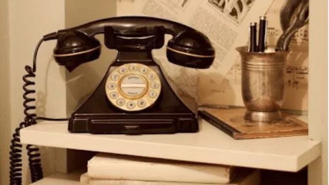 ¿Adiós teléfono fijo? En los últimos 3 años se cayeron más de 170.000 líneas en Córdoba (33% comerciales)