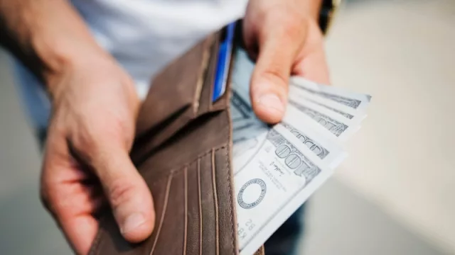 Dos alternativas para obtener dólares