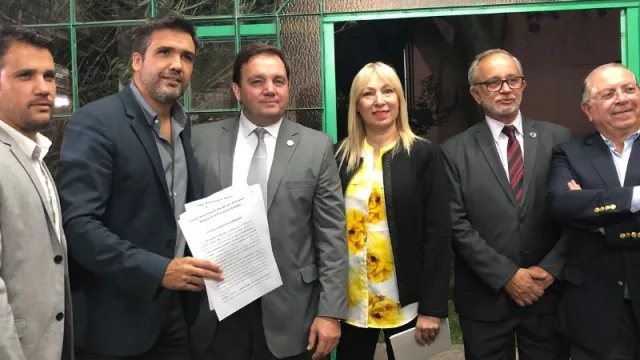 El Colegio Profesional de Martilleros Corredores Públicos inauguró su nueva sede en Alta Gracia (y firmó convenio junto al intendente)