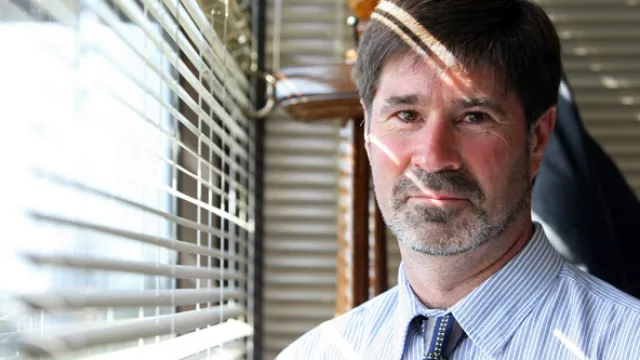 Sobre las actuaciones (revividas) del fiscal Senestrari, dice...