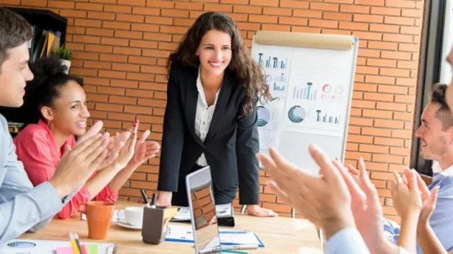 Permiso no, correte (las mujeres líderes ya tienen un lugar)