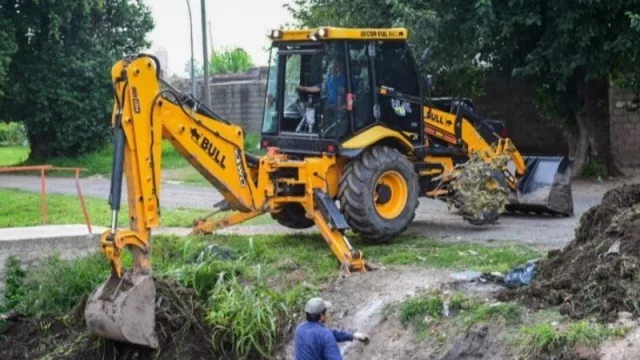 Canal Maestro Sur: extraen más de 100 toneladas de residuos