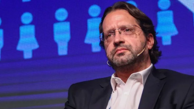 Marco Lavagna, titular del Indec: con los cables cruzados entre planillas digitales y presenciales