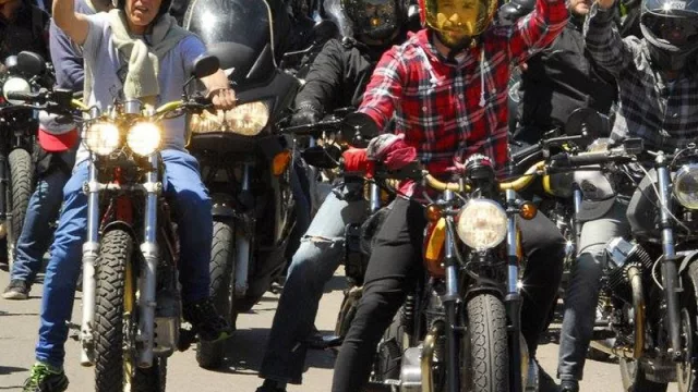 Pacorro Kustom (arte y diseño en dos ruedas): cómo el estilo “vintage motero” se encarna en un taller