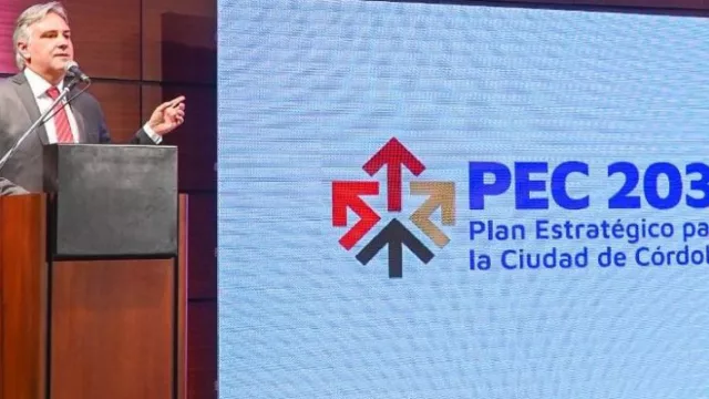 Llaryora lanzó el PEC 2030, un plan estratégico para la ciudad de Córdoba