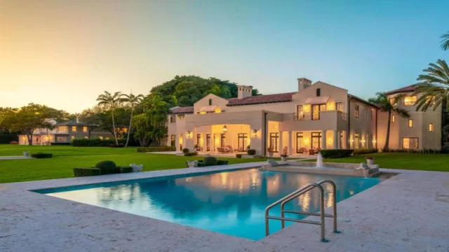 Se vendió en US$ 106,9 millones la mansión más cara de Miami (un precio de venta récord, pero un 29% inferior al pedido)